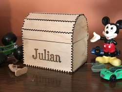 Personalized (Small) Treasure Chest